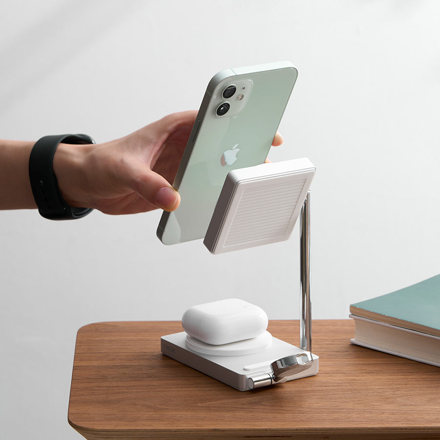 3-in-1 Wireless Charging Stand
