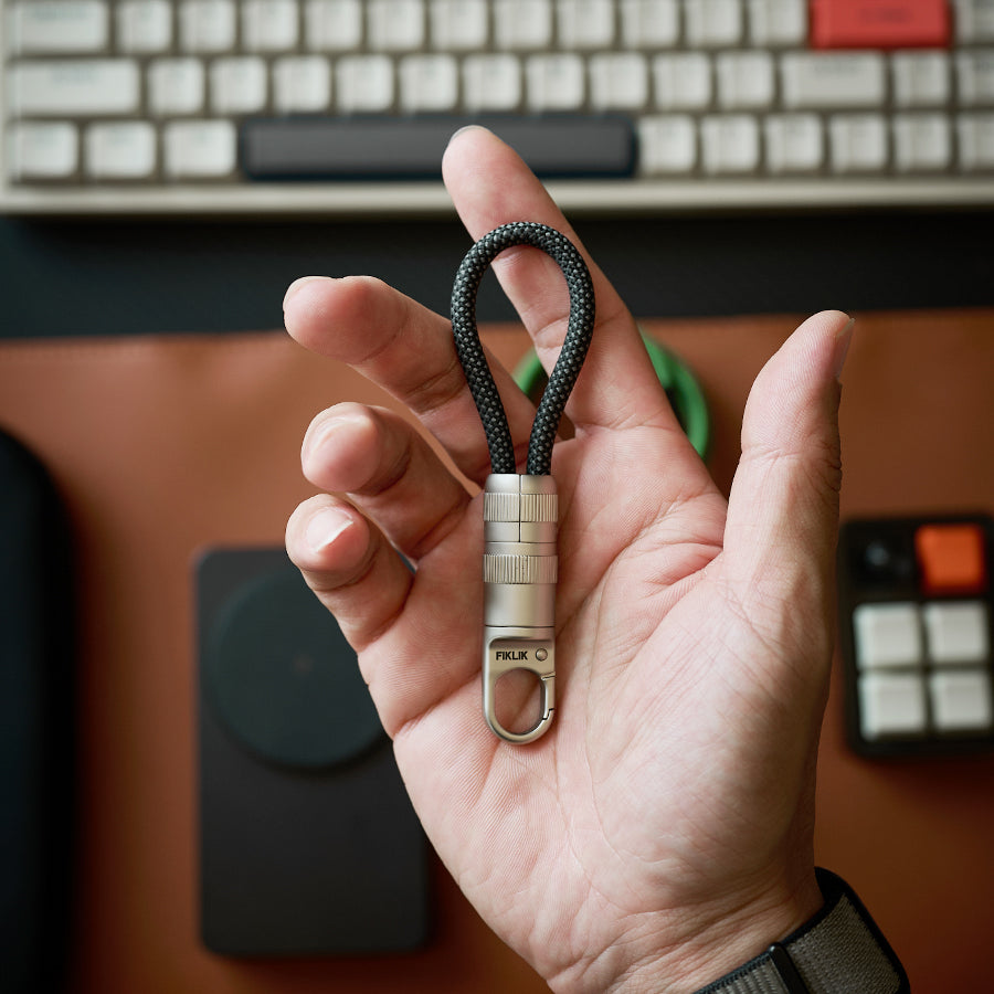 2-in-1 Lanyard Cable Pro